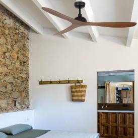 Ventilador GOTLAND FARO Negro - motor DC. Sin luz Ø132cm