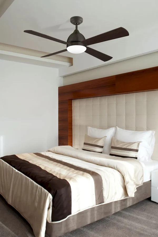 ventilador-techo-forlight-borneo-luz-mando-marron-ve-0006-mar Ventilador Forlight Borneo marrón aspa haya ó marron con luz 106,6 cm